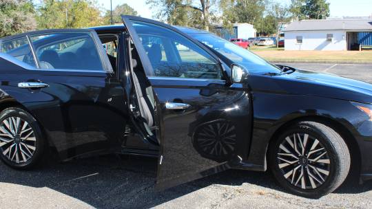 2023 Nissan Altima