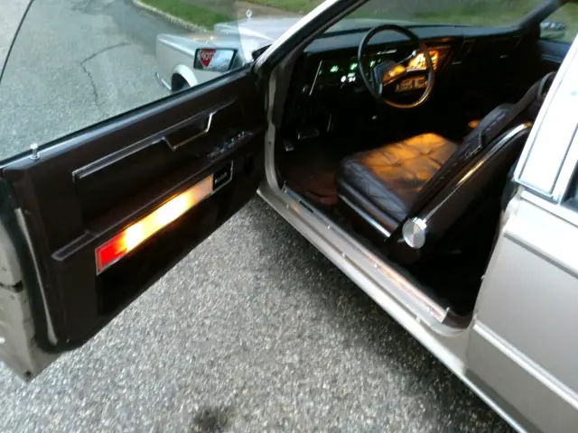 luxury coupe