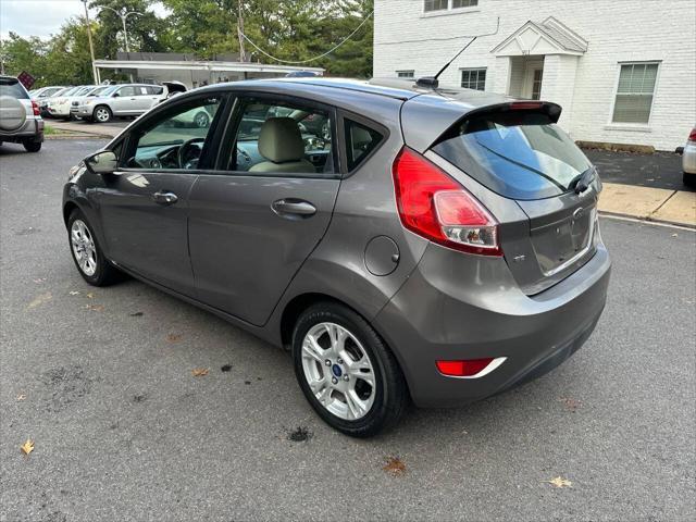 2014 ford fiesta se