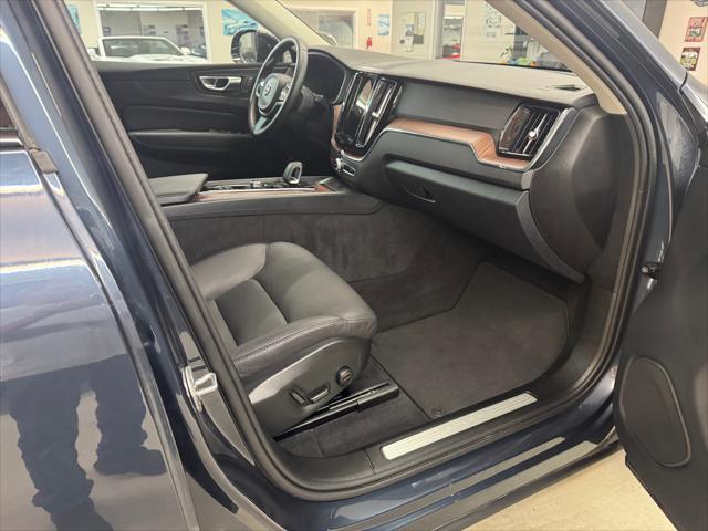 2024 volvo xc60 t mulliner