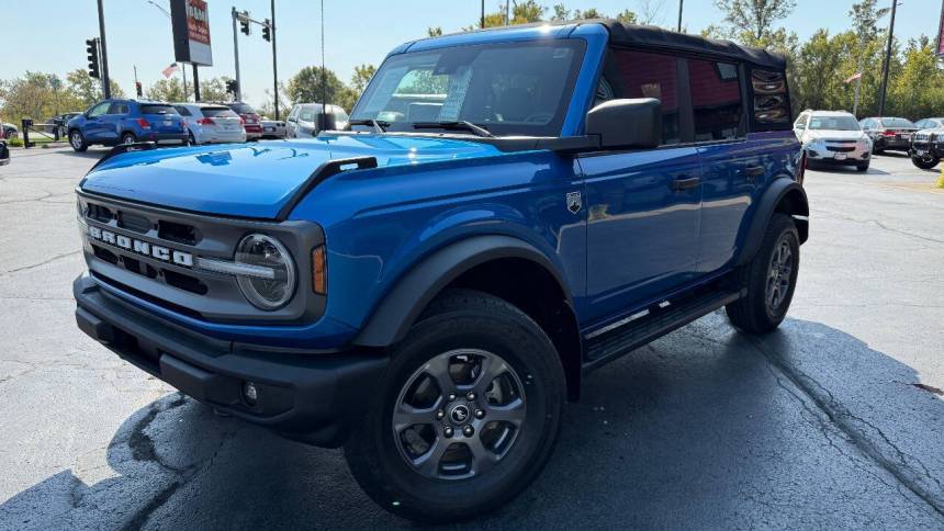 2022 ford bronco base