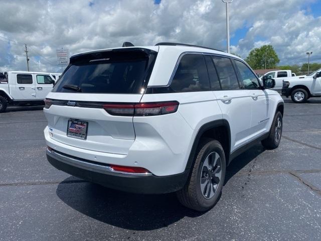 2022 jeep grand cherokee 4xe base
