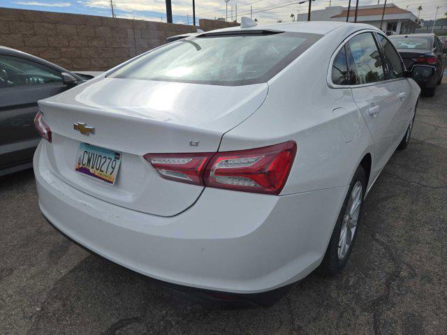 2022 chevrolet malibu fwd lt