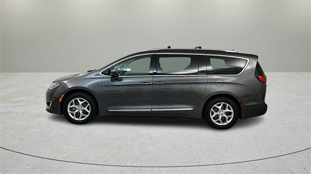 2019 chrysler pacifica touring l