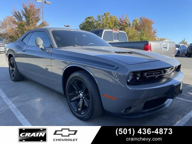 2018 dodge challenger sxt