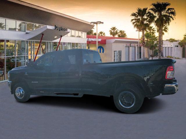 2021 ram 3500 tradesman