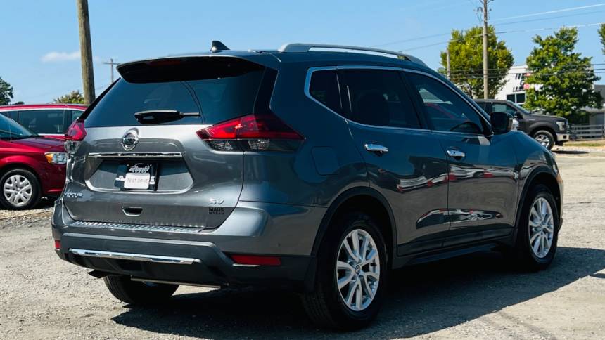 2018 nissan rogue sv