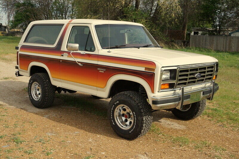 1985 ford bronco ranger xlt, 4x4, air conditioning, rare condition