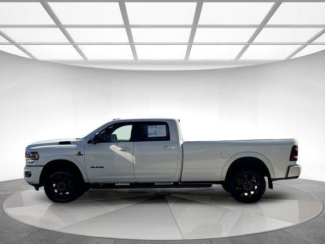 2022 ram 3500 limited crew cab 4x4 8' box
