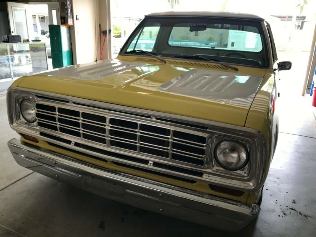 1974 dodge d100 adventure sport pickup yellow