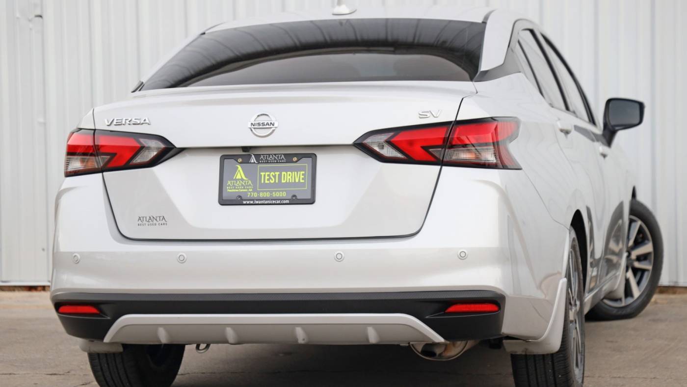2020 nissan versa sv