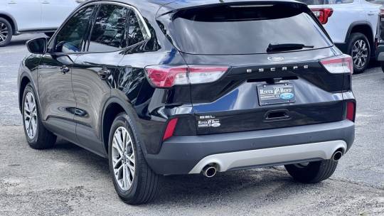 2022 Ford Escape sel