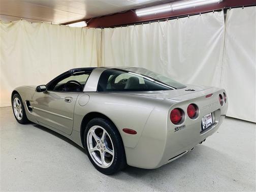 2001 chevrolet corvette in milwaukee, wisconsin