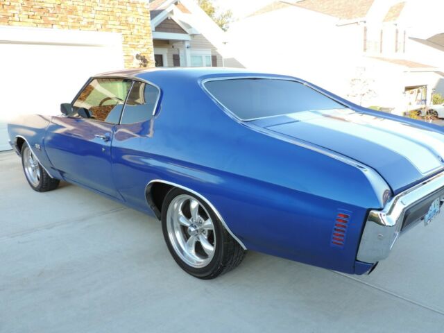 1970 chevrolet chevelle coupe v8 blue