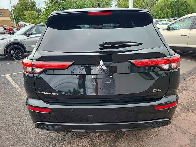 new 2024 mitsubishi outlander se black edition w/pano roof