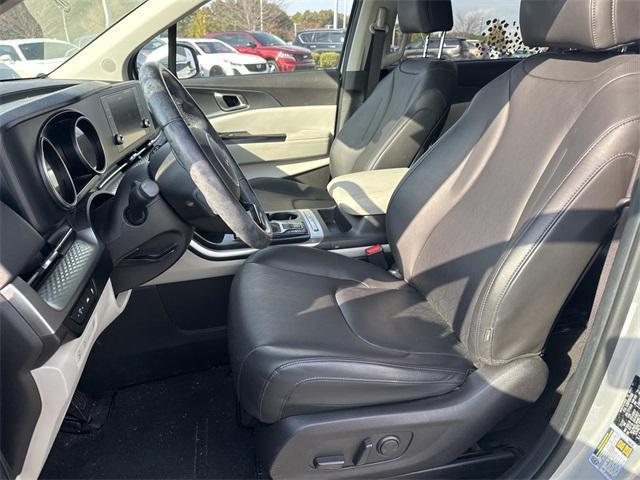 2022 kia carnival lxs