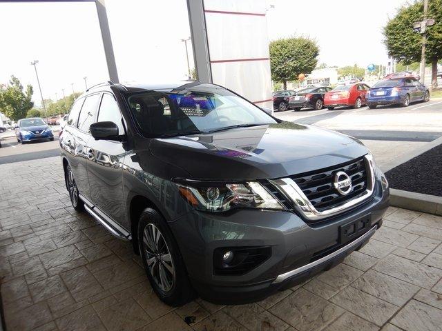 certified 2017 nissan pathfinder sl new castle, de 19720 for sale in manor, delaware