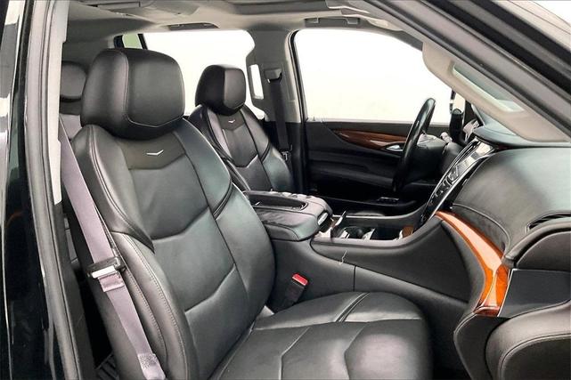 2017 cadillac escalade esv luxury