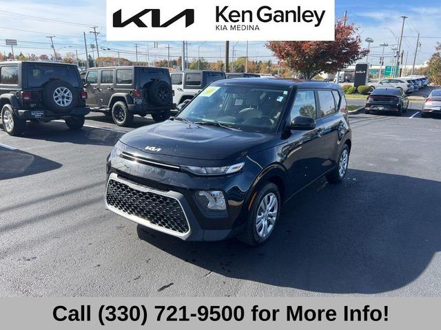2022 kia soul lx