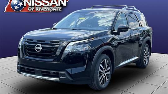 2024 Nissan Pathfinder platinum