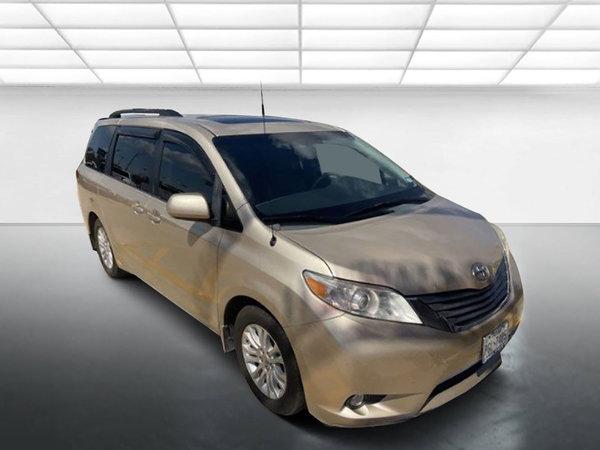 2012 toyota sienna in canton, michigan