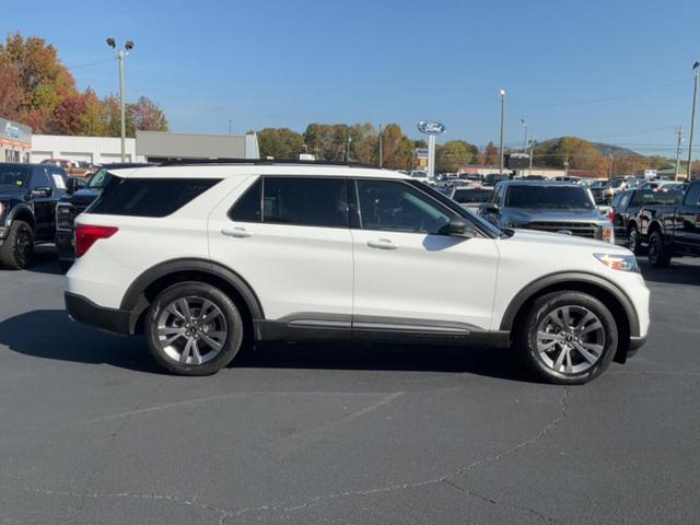 2021 ford explorer xlt