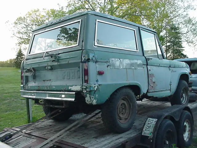 1974 early ford bronco v8 auto trans with power steering, clear title