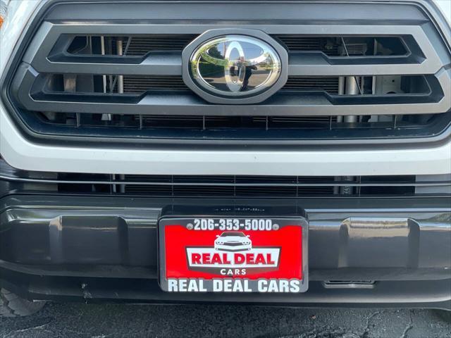 2022 toyota tacoma sr