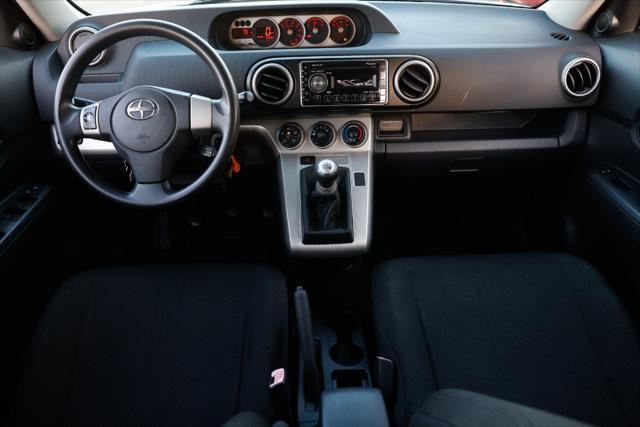 2008 scion xb base
