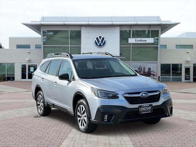 2022 subaru outback base