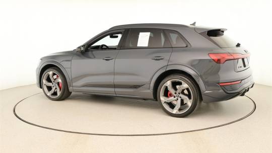 2024 Audi SQ8 e-tron
