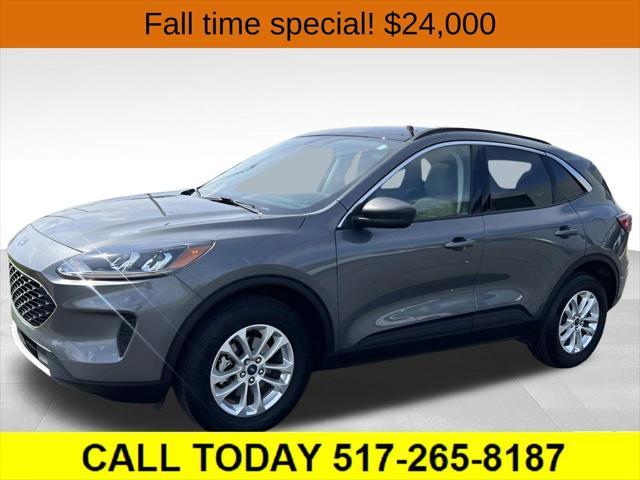 2022 ford escape se