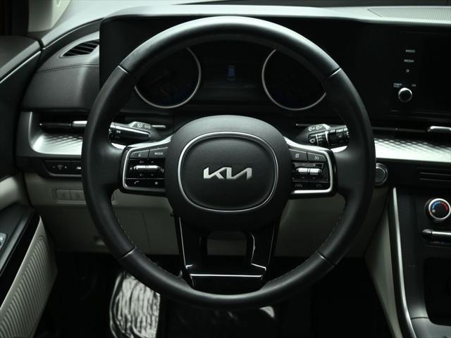 2023 kia carnival lx