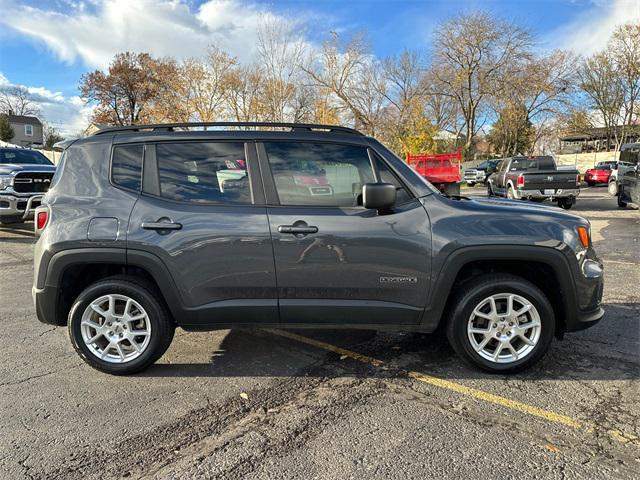 2022 jeep renegade latitude