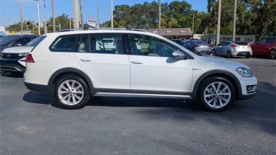2019 Volkswagen Golf