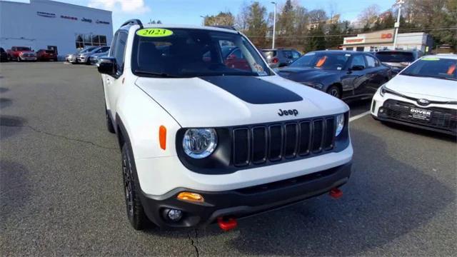 2023 jeep renegade trailhawk 4x4