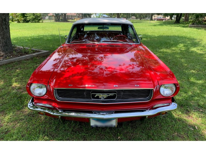 ford mustang convertible