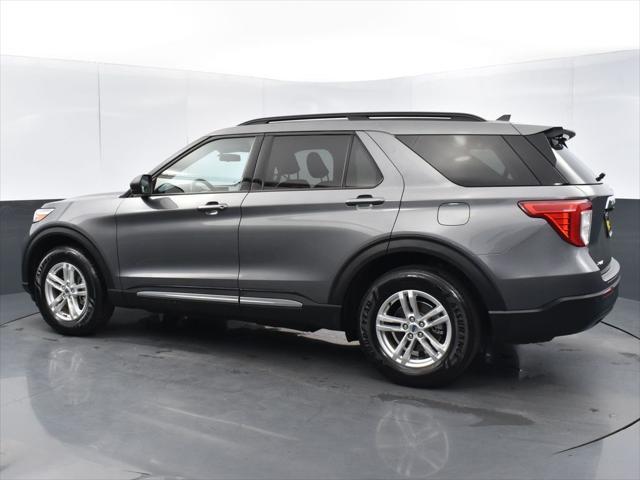 2022 ford explorer xlt
