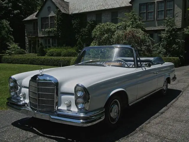 1963 mercedes 220seb cabriolet white / blue leather blue velour very good rare