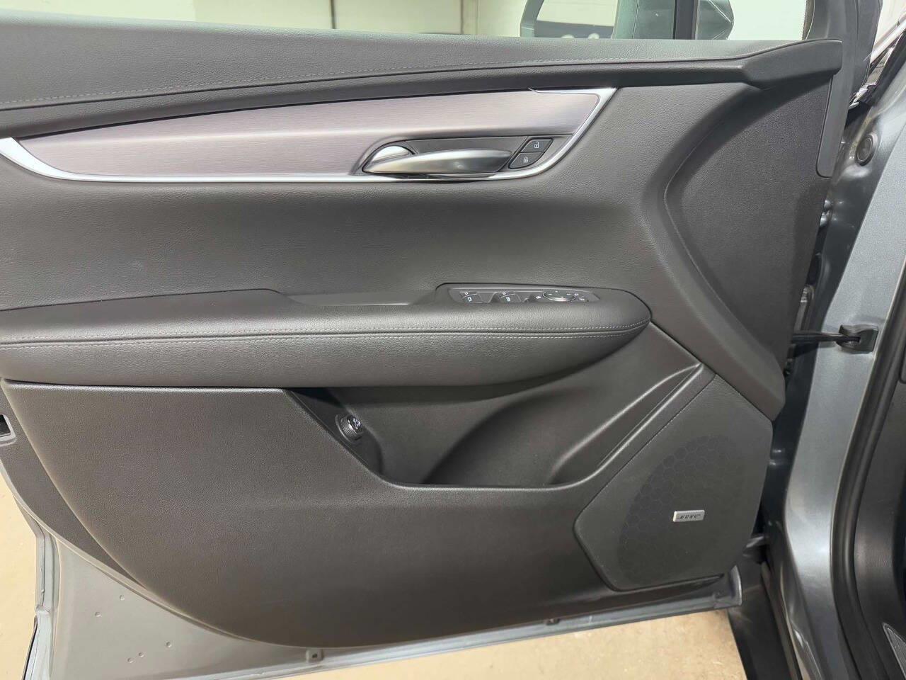 2020 cadillac xt5