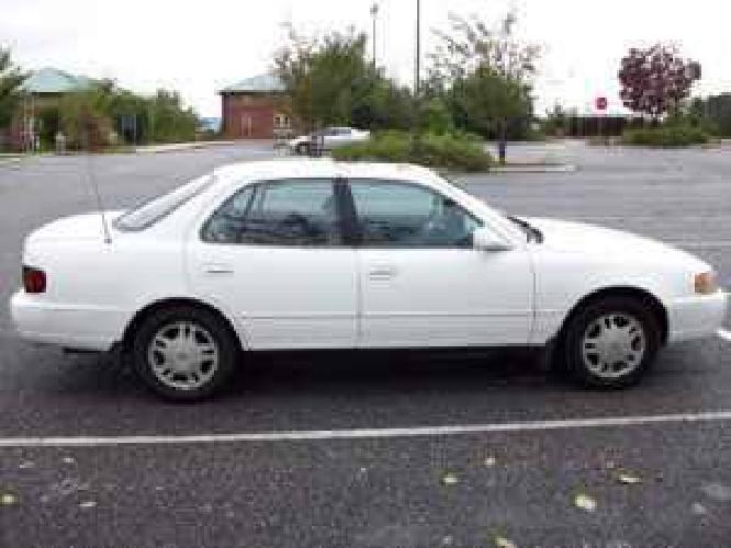 1995 toyota camry xle in allentown, pa