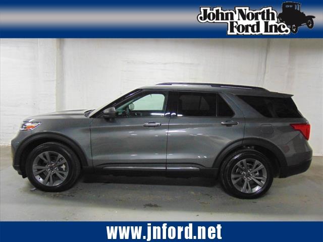 2021 ford explorer xlt