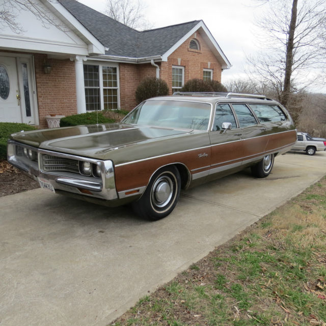 1972 chrysler town and country 9 passenger station wagon survivor no reserve