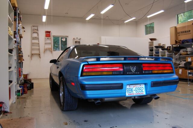 1988 pontiac firebird formula 5.7l 350 v8, 700r4 auto w/ shift kit, sharp bird