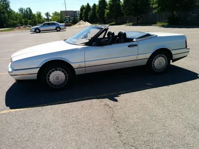 spotless cadillac allante convertible