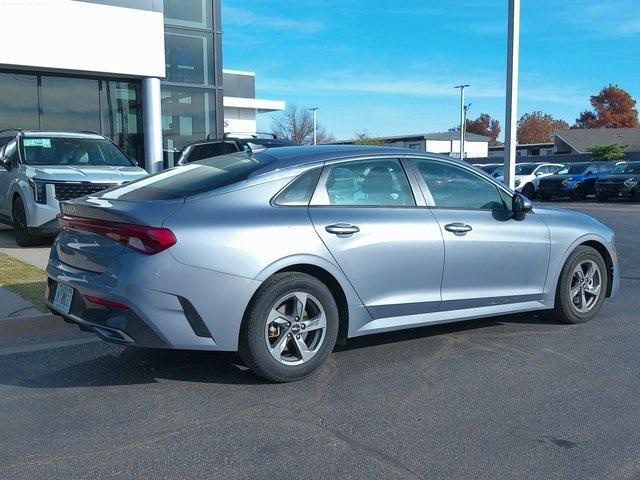 2022 kia k5 lxs