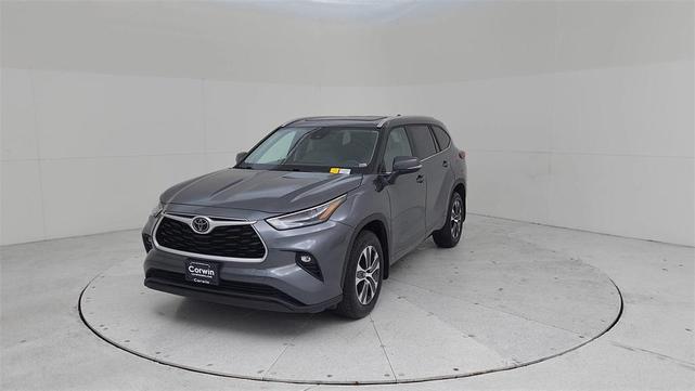 2023 toyota highlander xle