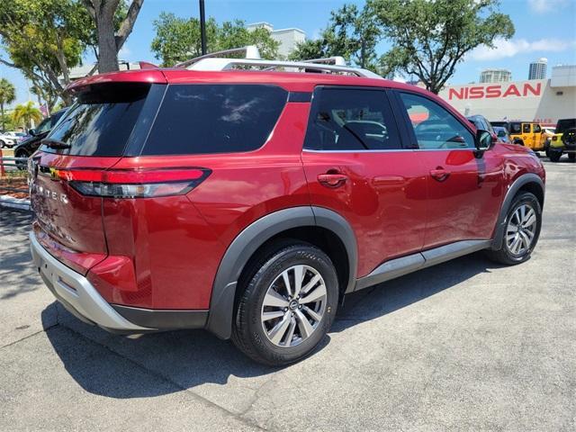2022 nissan pathfinder sl