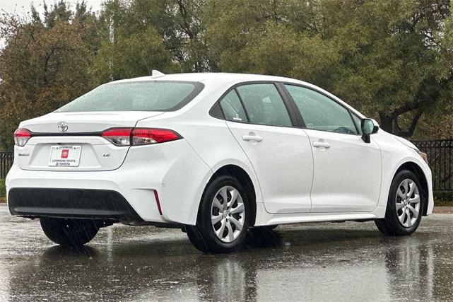 2023 toyota corolla le