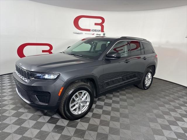 2023 jeep grand cherokee laredo